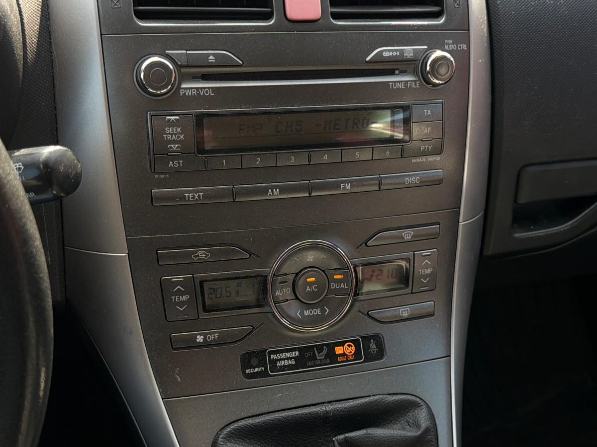 2008 Toyota AURIS 1.4-90 D, Manuell, 120281km, 1 EIER
