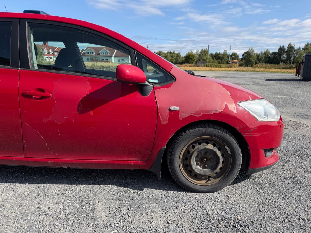 2008 Toyota AURIS 1.4-90 D, Manuell, 120281km, 1 EIER