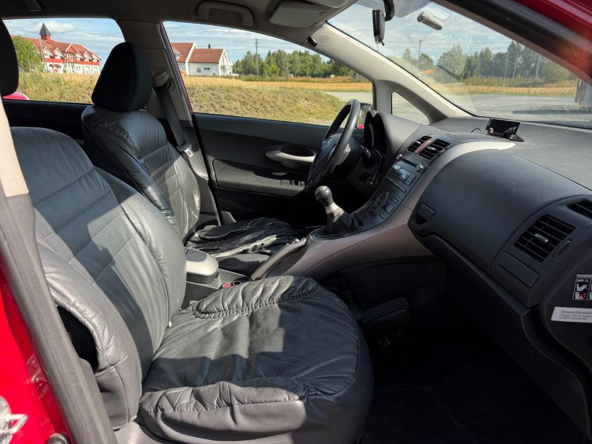 2008 Toyota AURIS 1.4-90 D, Manuell, 120281km, 1 EIER