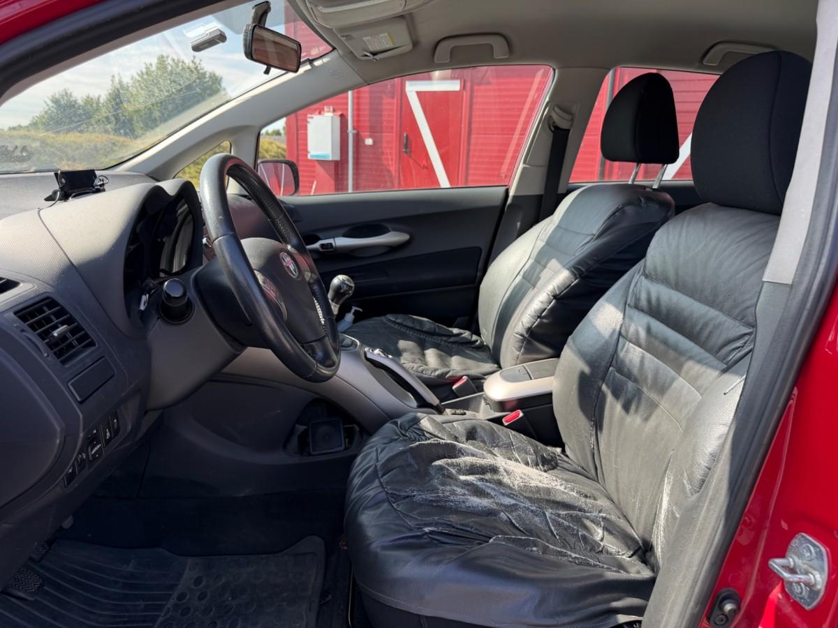 2008 Toyota AURIS 1.4-90 D, Manuell, 120281km, 1 EIER