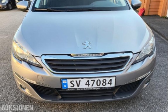 2013 Peugeot  308 1.6 116hk s+v dekk takbøyler panoramatak hengerfeste  eu ok 04.2027