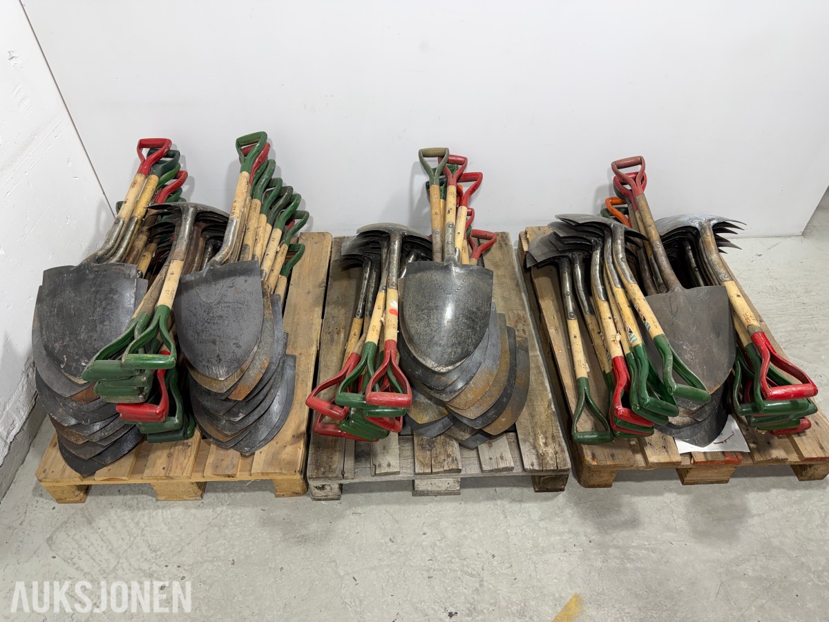 Stort parti spader og hakker – ca. 90 stk