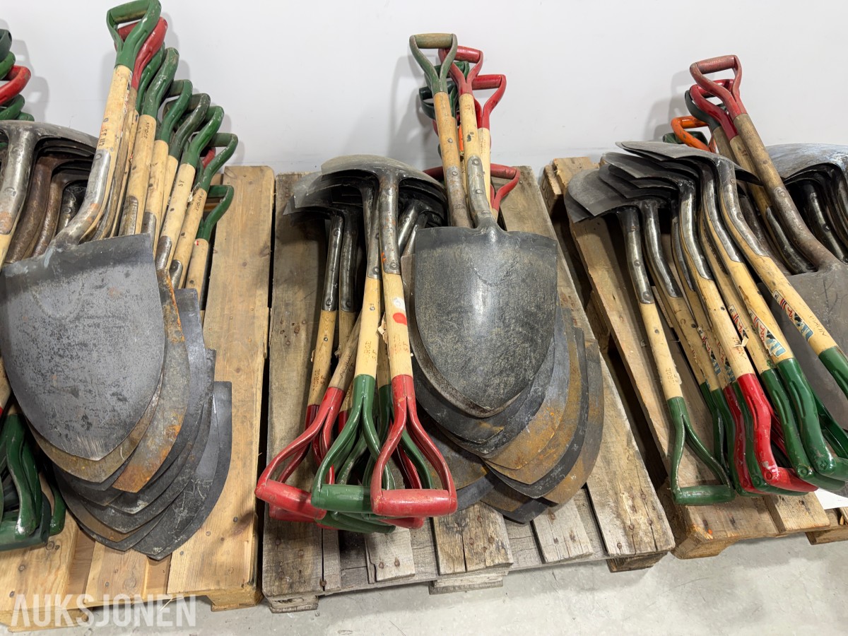 Stort parti spader og hakker – ca. 90 stk