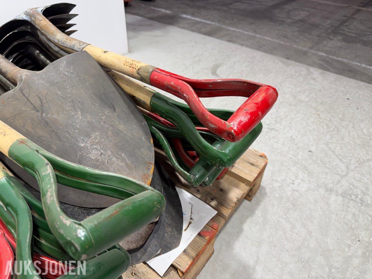 Stort parti spader og hakker – ca. 90 stk