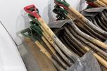 Stort parti spader og hakker – ca. 90 stk 