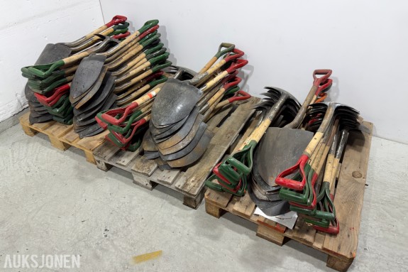 Stort parti spader og hakker – ca. 90 stk