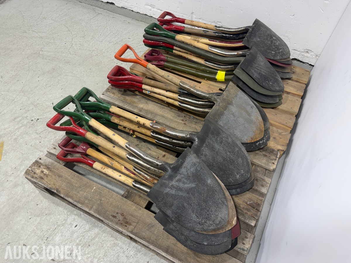 Parti med ca. 30 spader – Norge / SF