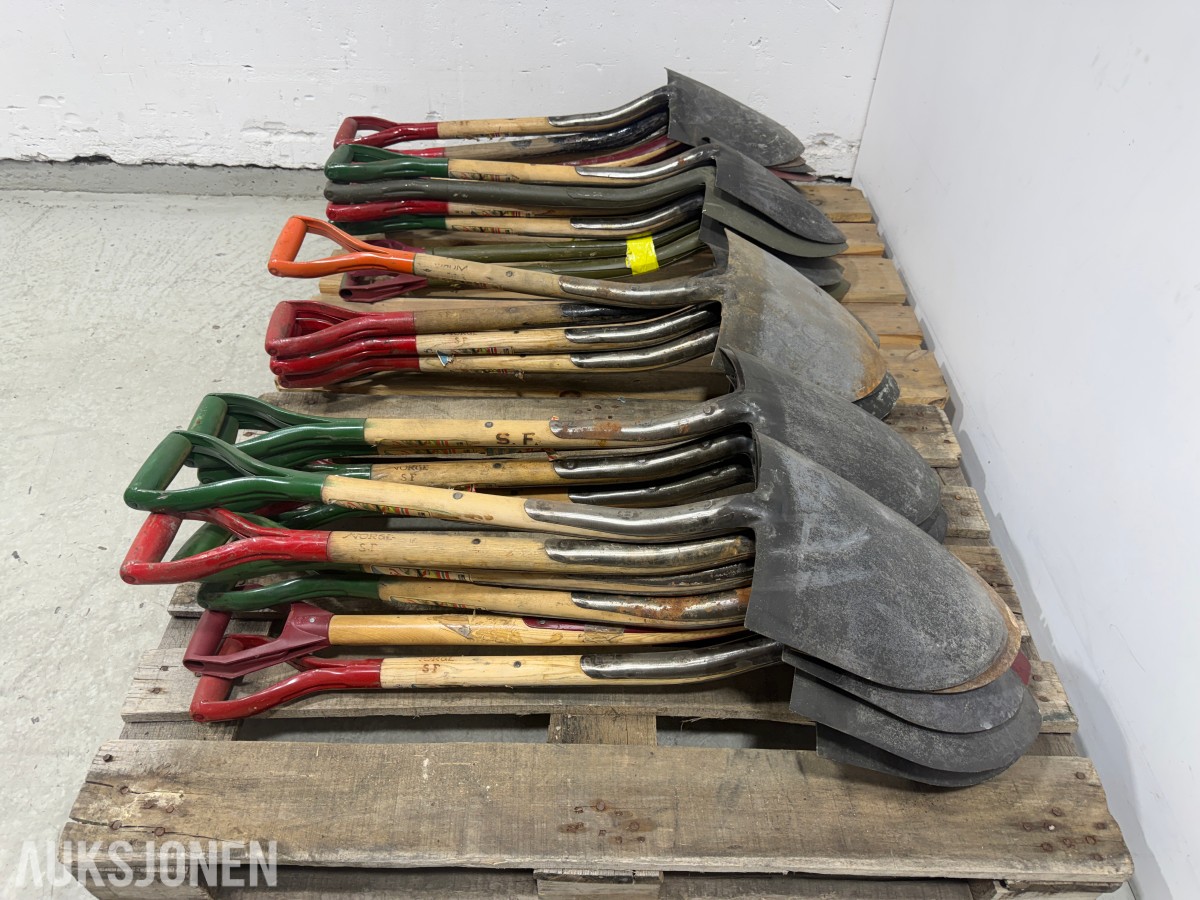 Parti med ca. 30 spader – Norge / SF