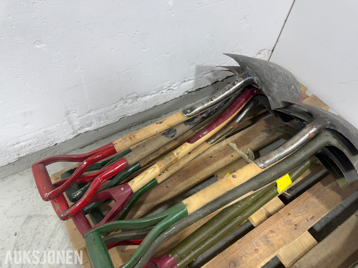 Parti med ca. 30 spader – Norge / SF