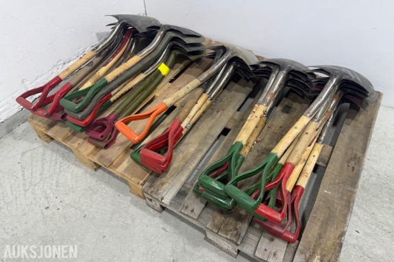 Parti med ca. 30 spader – Norge / SF 