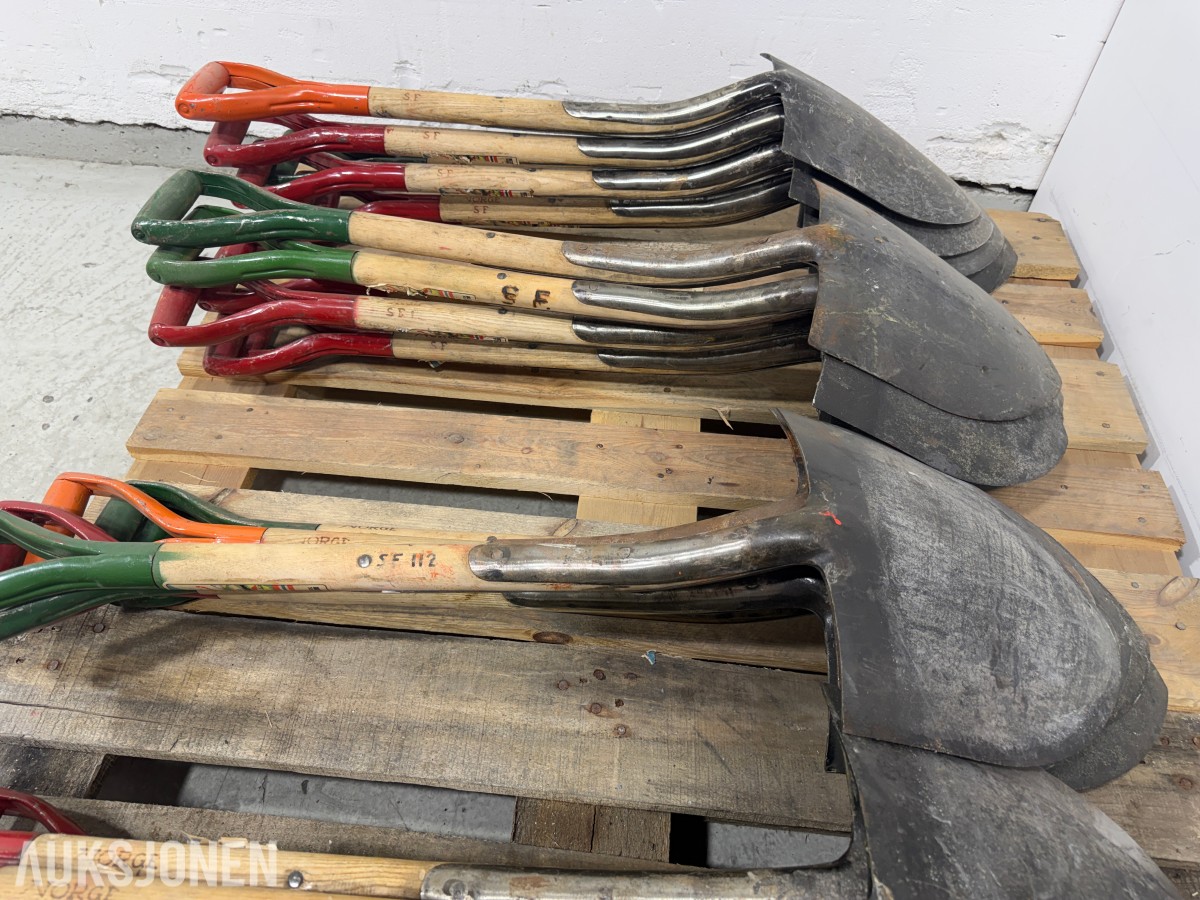 Parti med ca. 30 Norge SF spader 