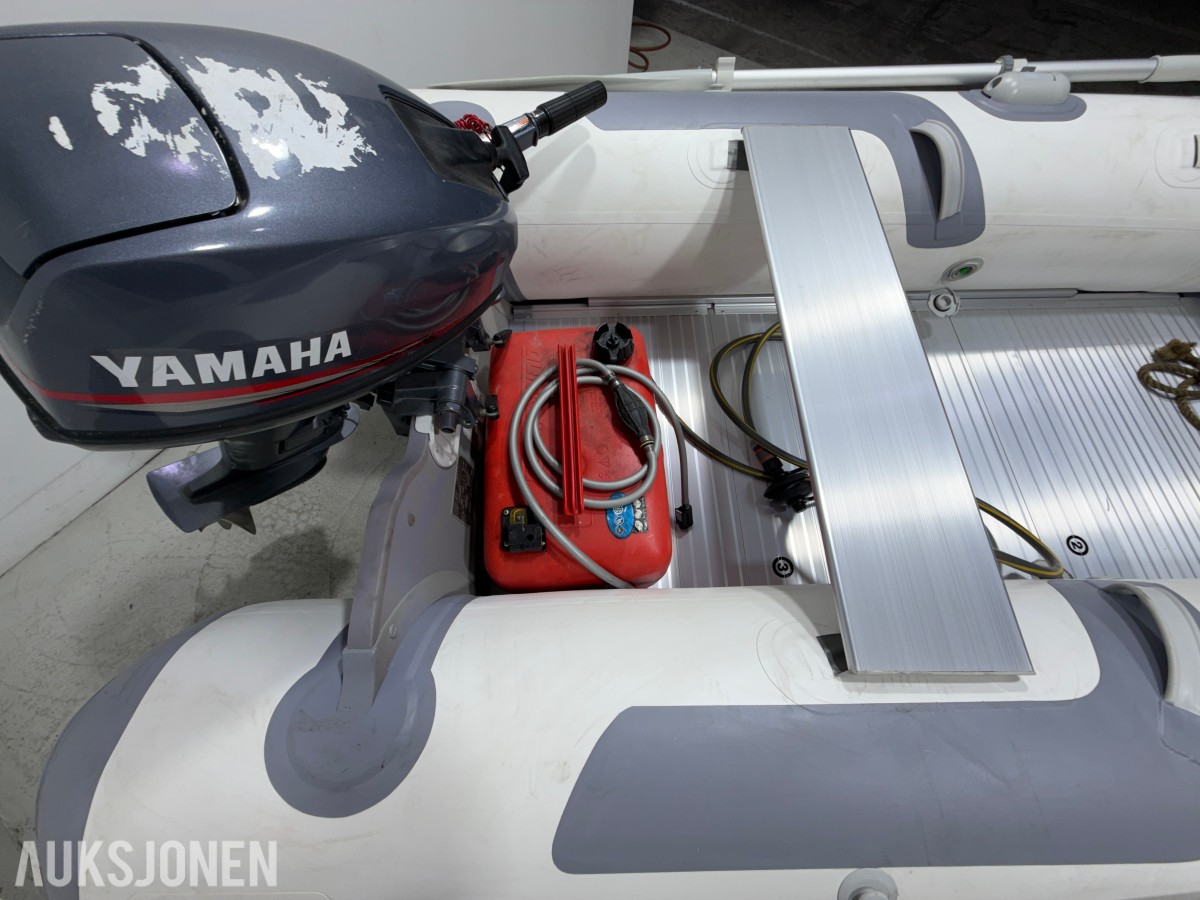2002 Zodiac Cadet 310 Alu båt med motor