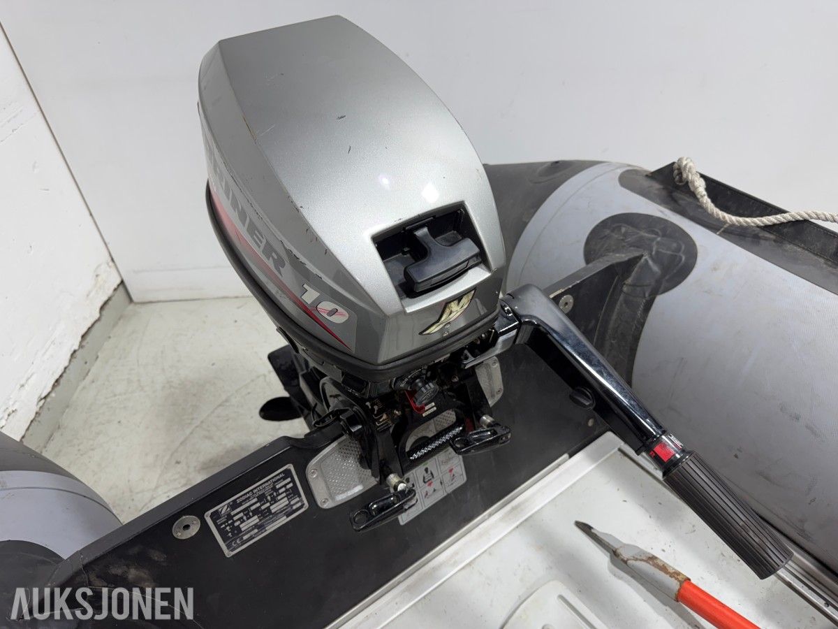 2004 Zodiac MK1 Touring S båt med 10 HK motor