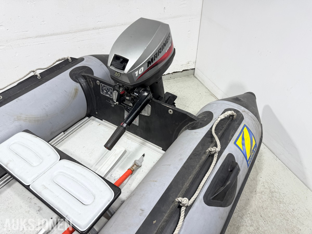 2004 Zodiac MK1 Touring S båt med 10 HK motor