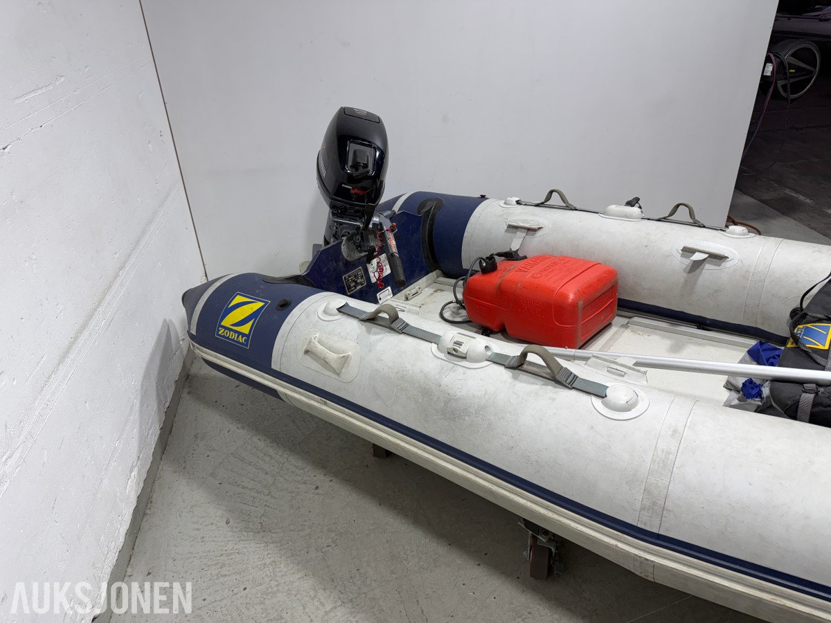 Zodiac C310S båt med 9,9 HK motor