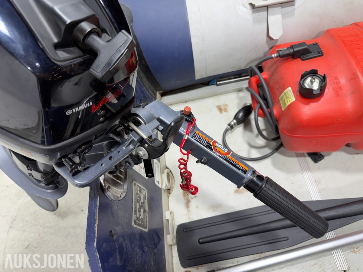 Zodiac C310S båt med 9,9 HK motor