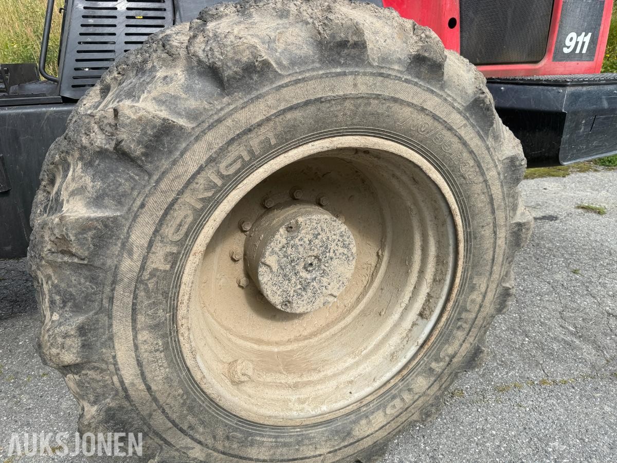 2018 Komatsu 911 Hogstmaskin 1 eier 14855Timer C123 Aggregat