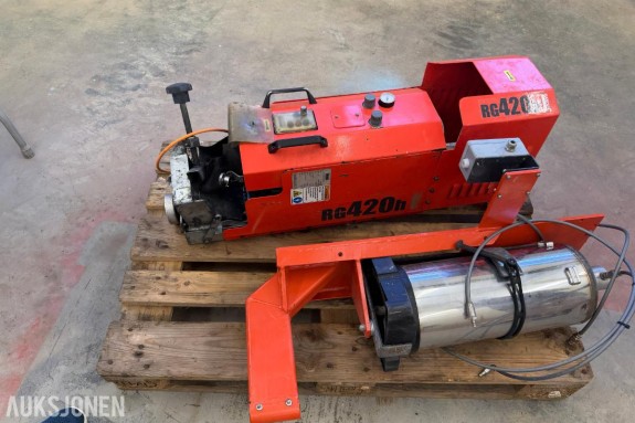 2018 Sandvik Komplett RG420H  slipemaskin 