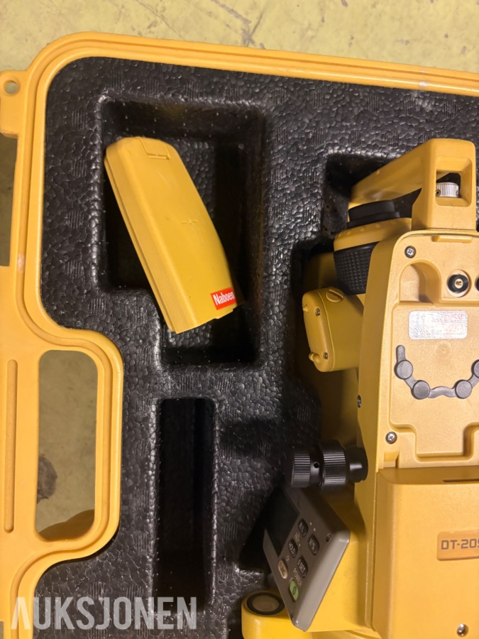 Topcon DT-209L digital laserteodolitt med transportkoffert