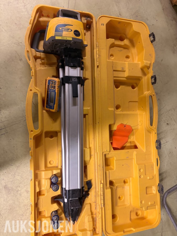 Spectra Precision LL300N rotasjonslaser med HL450 lasermottaker