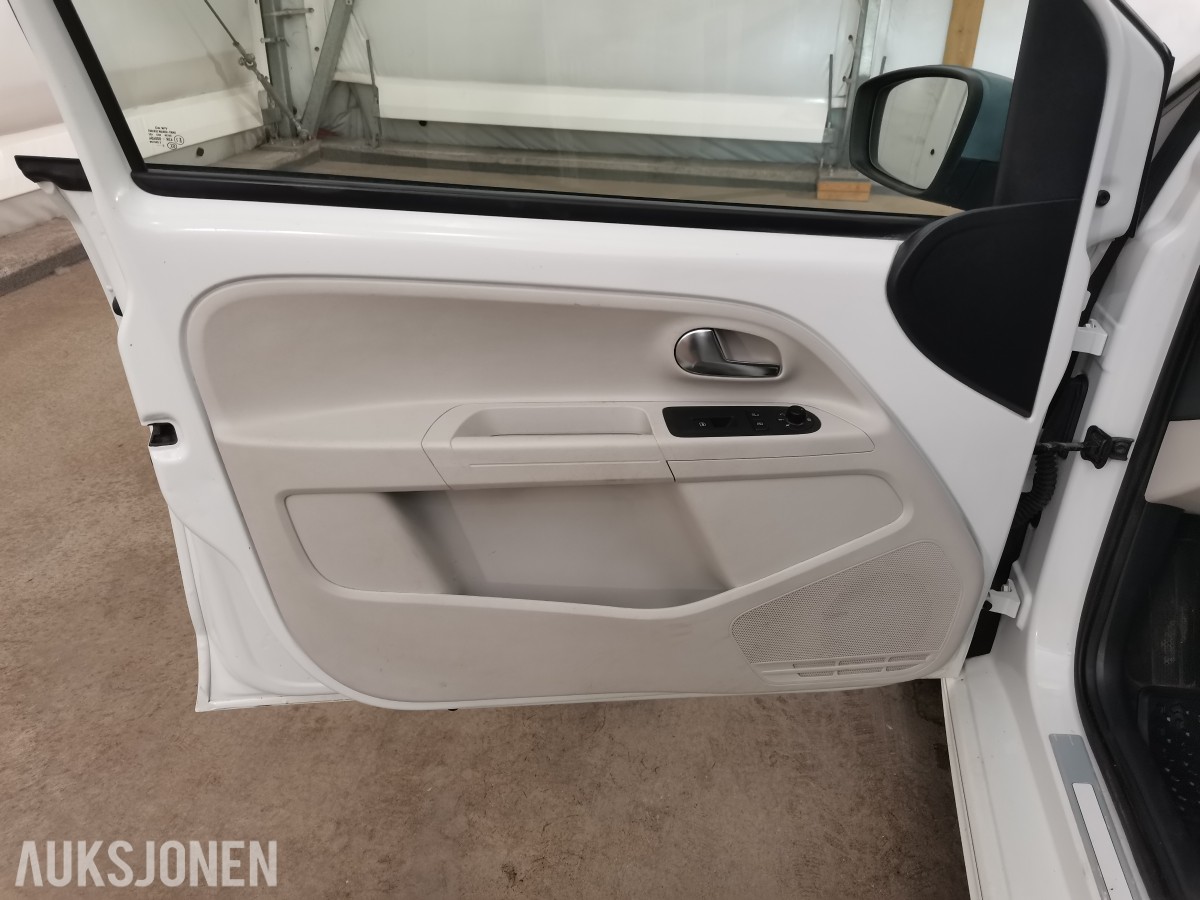 2014 Volkswagen E-UP! *UTEN MINSTEPRIS* EN EIER NAVI CRUISE EU-OK 11.27