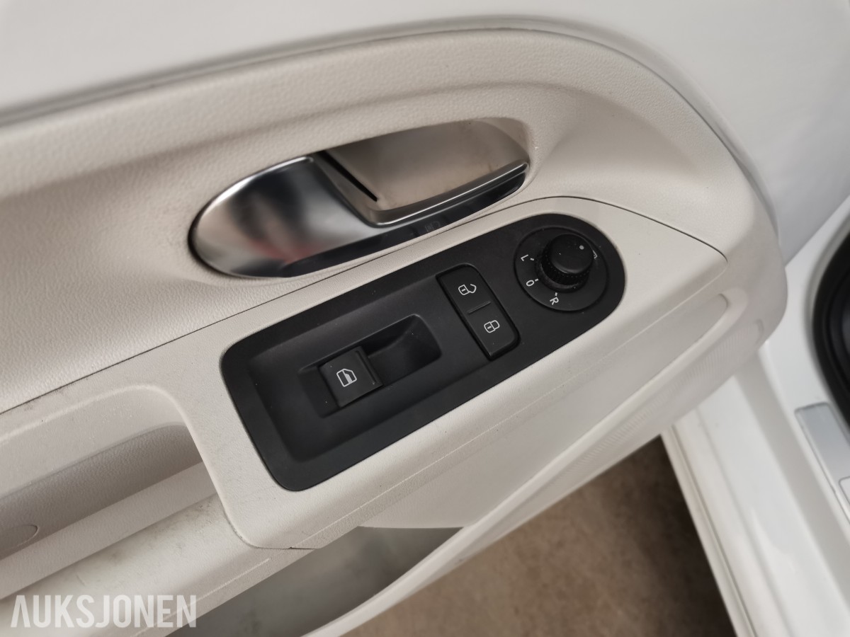 2014 Volkswagen E-UP! *UTEN MINSTEPRIS* EN EIER NAVI CRUISE EU-OK 11.27