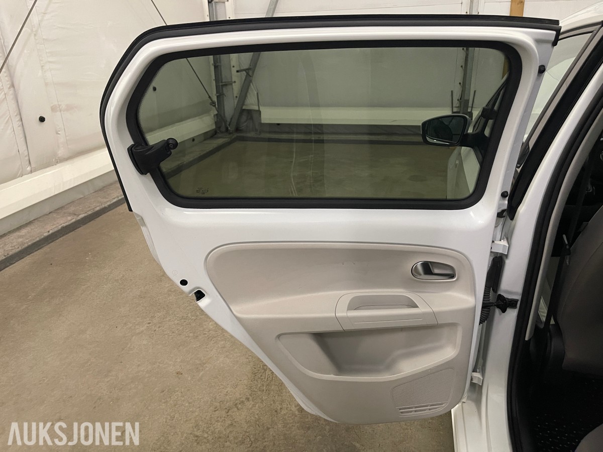 2014 Volkswagen E-UP! *INGEN MINSTEPRIS* EN EIER NAVI VARME I FRONTRUTEN