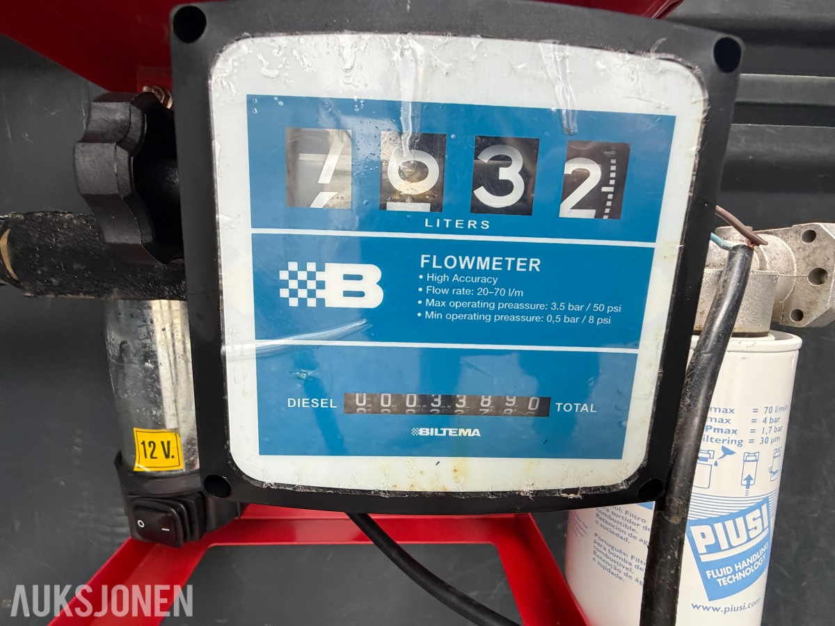 3000 liter Dieseltank med 12V pumpe og mengdemåler