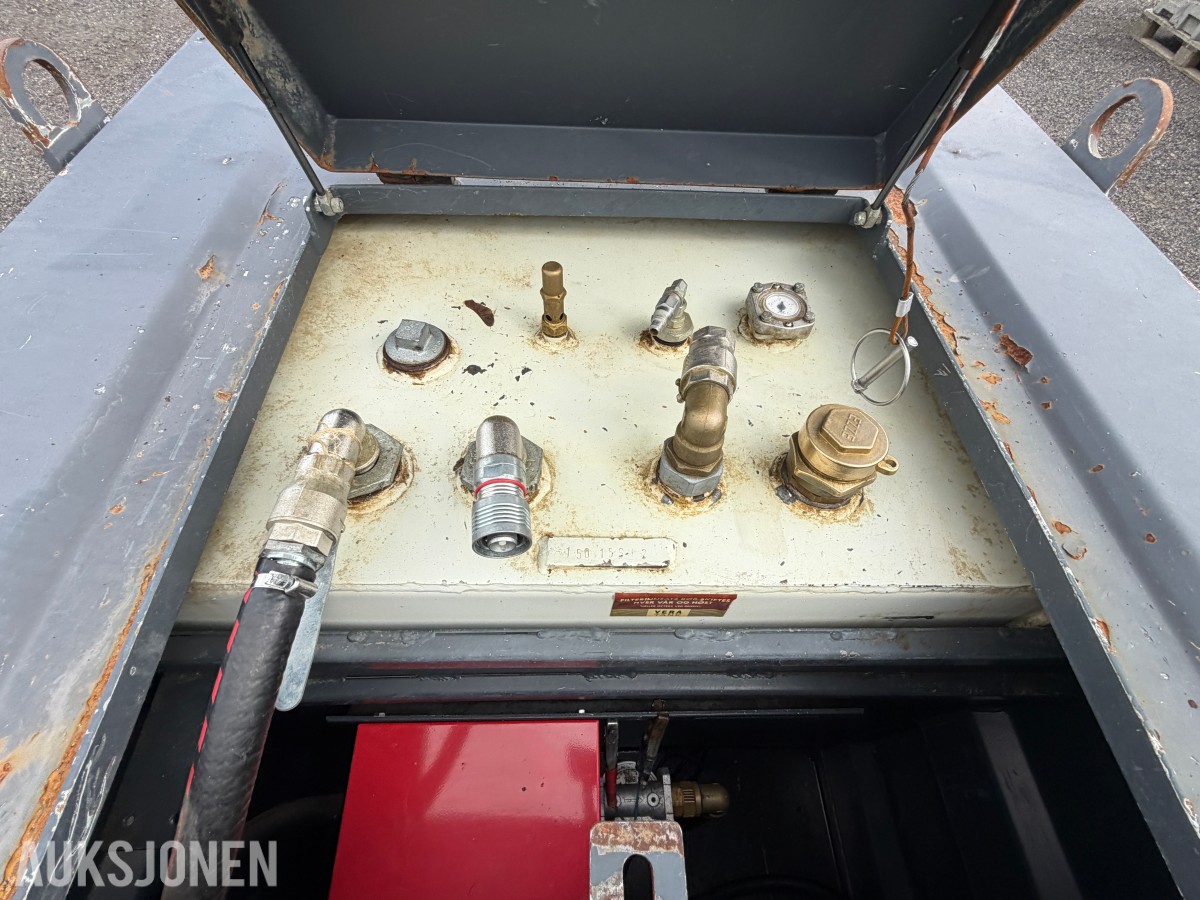 3000 liter Dieseltank med 12V pumpe og mengdemåler