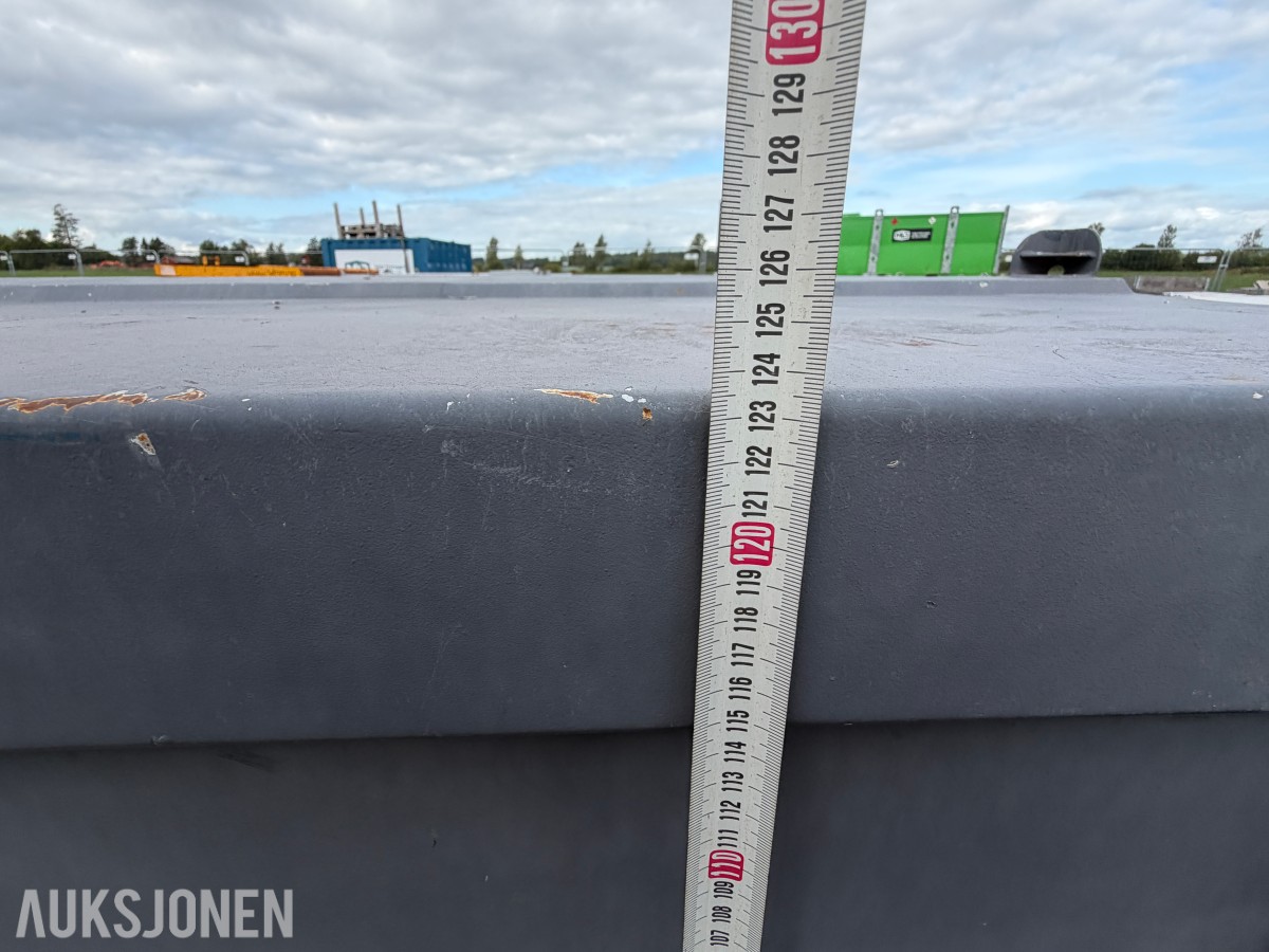 3000 liter Dieseltank med 12V pumpe og mengdemåler