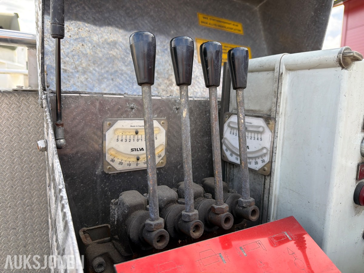 2001 Volvo Vema FL6, 17 meter E-verk Teleskoplift