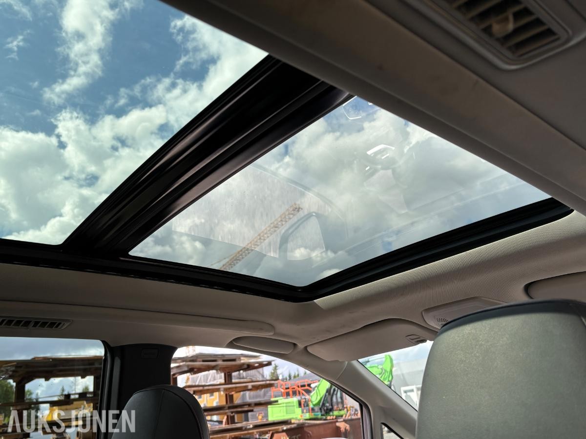 2022 Maxus Euniq 5 7-SETER PANORAMA KAMERA SKINN EU-OK 04.28