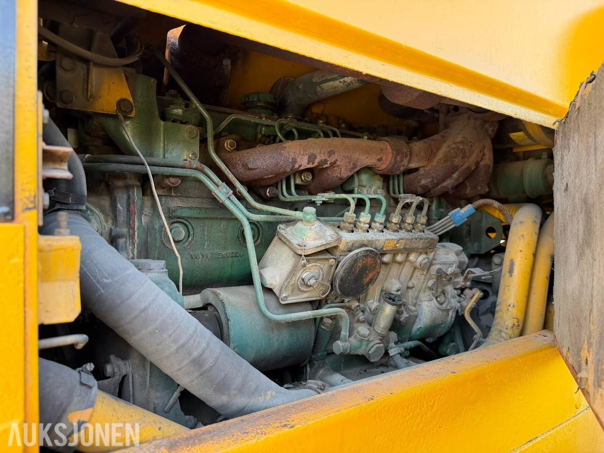1981 Volvo BM 3500 veihøvel Gjerstad 9-fots frontskjær