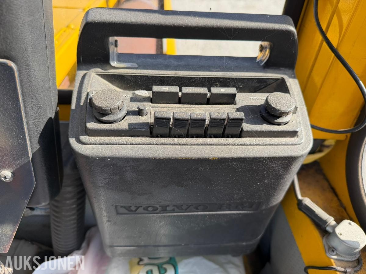 1981 Volvo BM 3500 veihøvel Gjerstad 9-fots frontskjær
