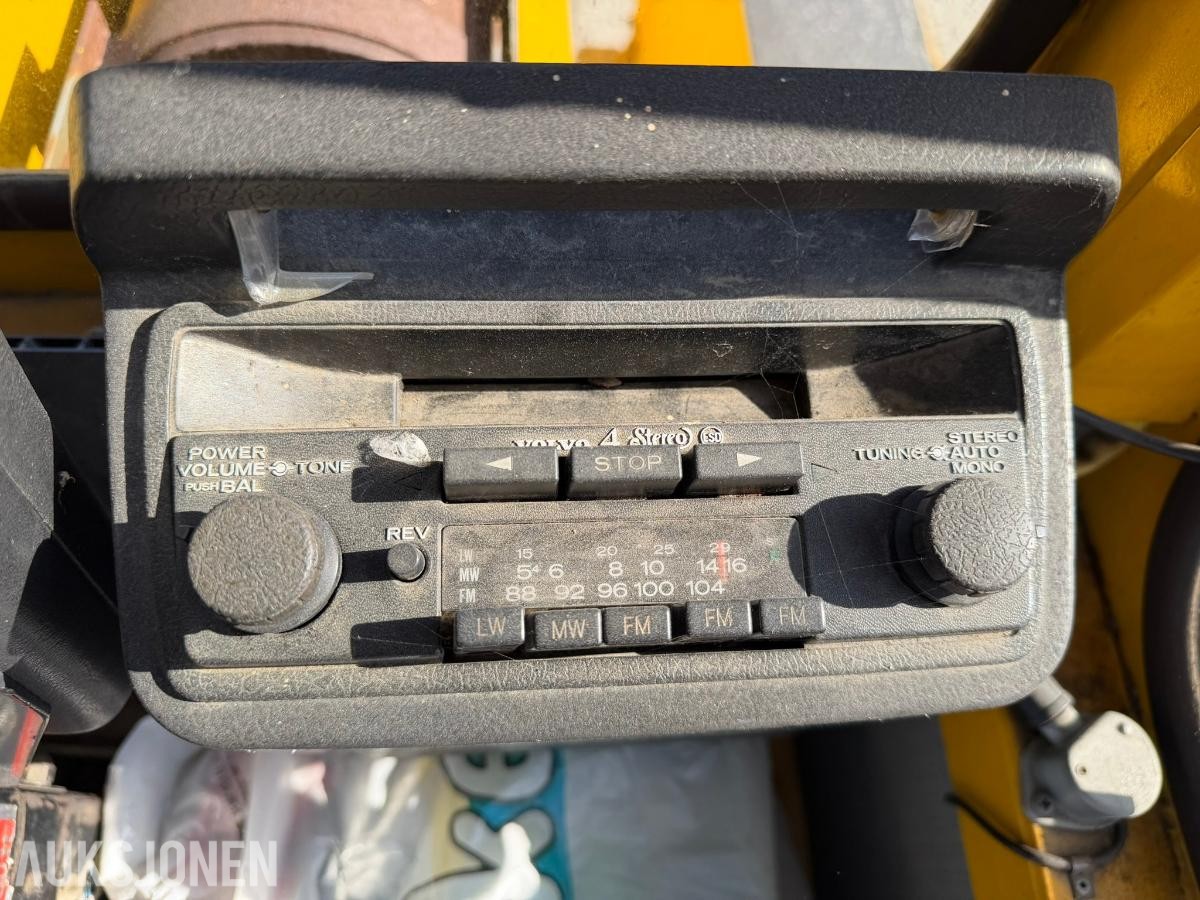 1981 Volvo BM 3500 veihøvel Gjerstad 9-fots frontskjær