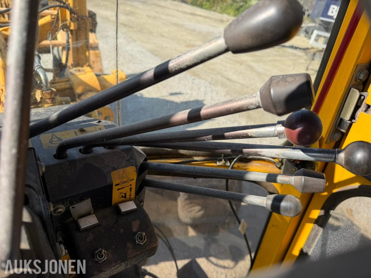 1981 Volvo BM 3500 veihøvel Gjerstad 9-fots frontskjær