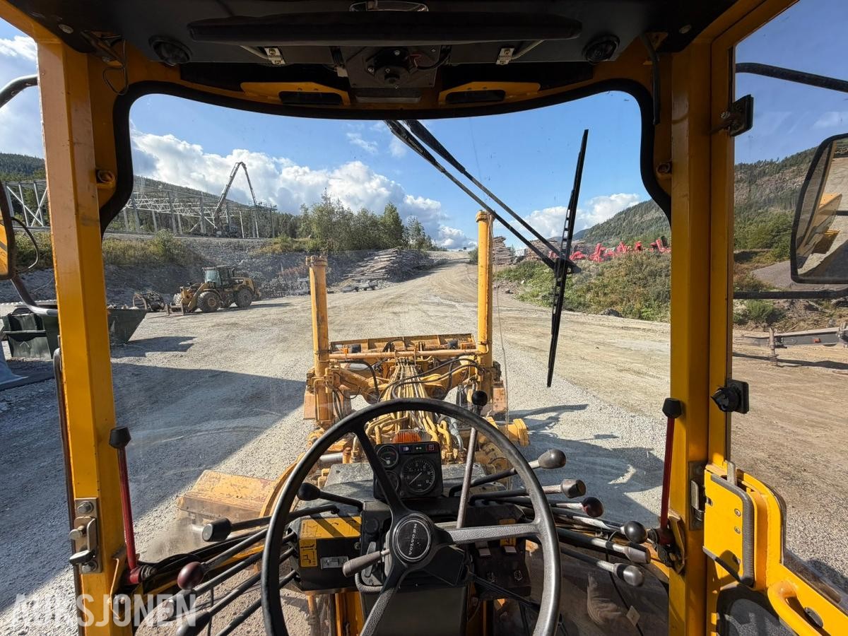 1981 Volvo BM 3500 veihøvel Gjerstad 9-fots frontskjær