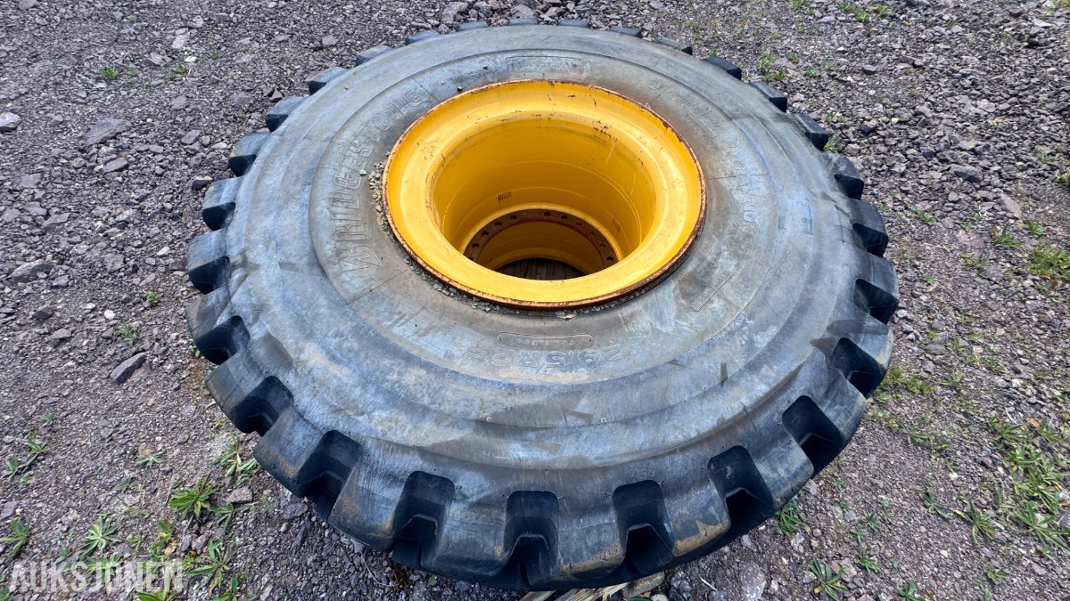 BRIDGESTONE V-STEEL L-TRACTION 29.5R25 OTR-dekk på felg