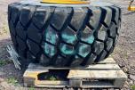 BRIDGESTONE V-STEEL L-TRACTION 29.5R25 OTR-dekk på felg
