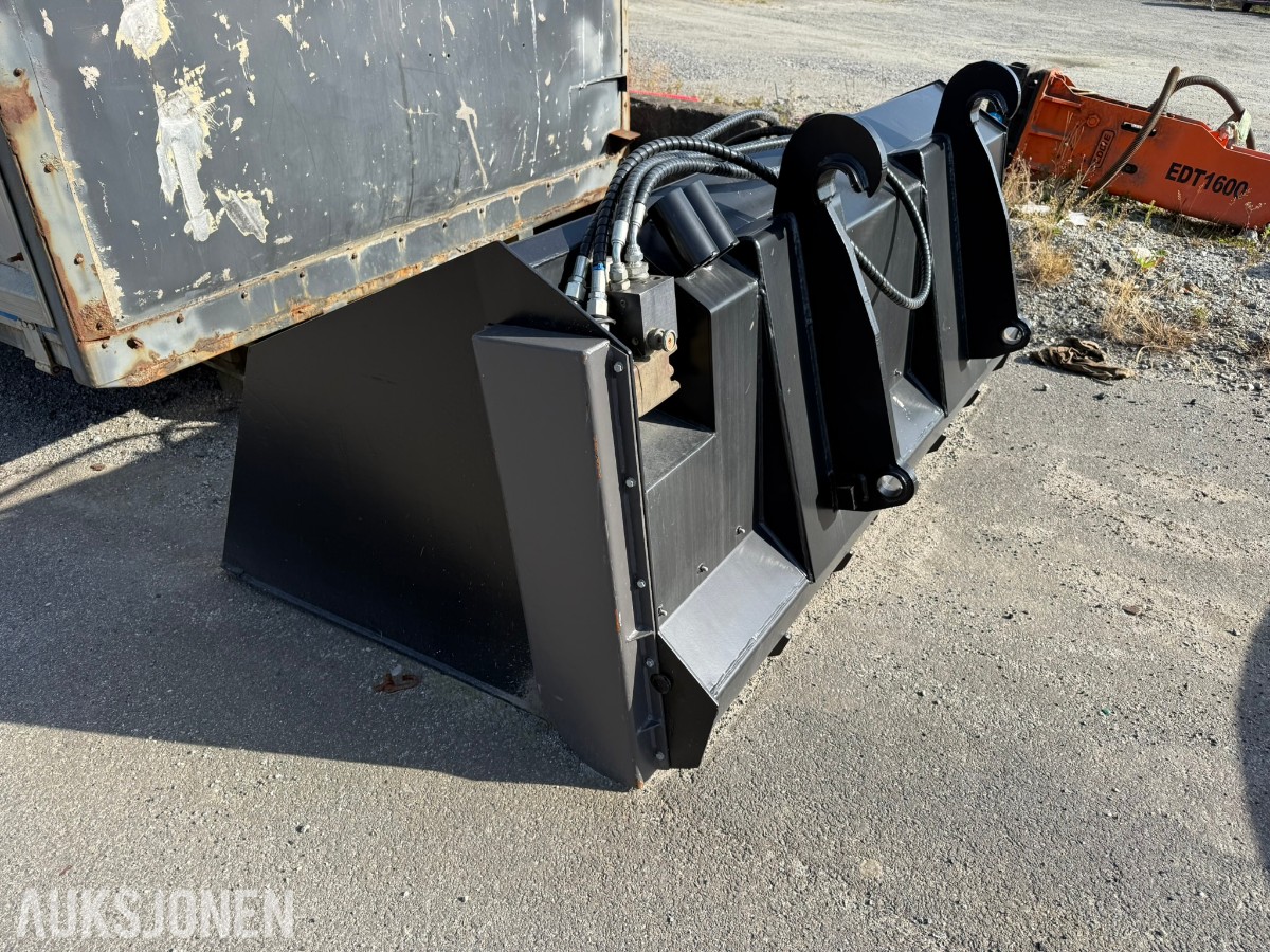 Holms SSH 2000 strøskuffe – BM-feste – 230 cm