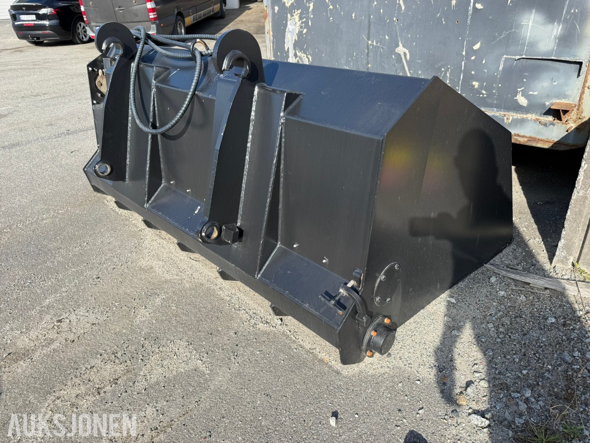 Holms SSH 2000 strøskuffe – BM-feste – 230 cm