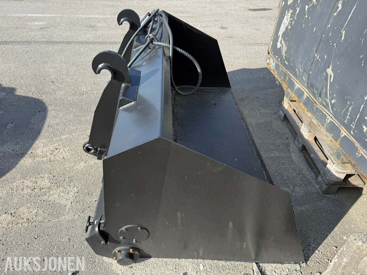 Holms SSH 2000 strøskuffe – BM-feste – 230 cm
