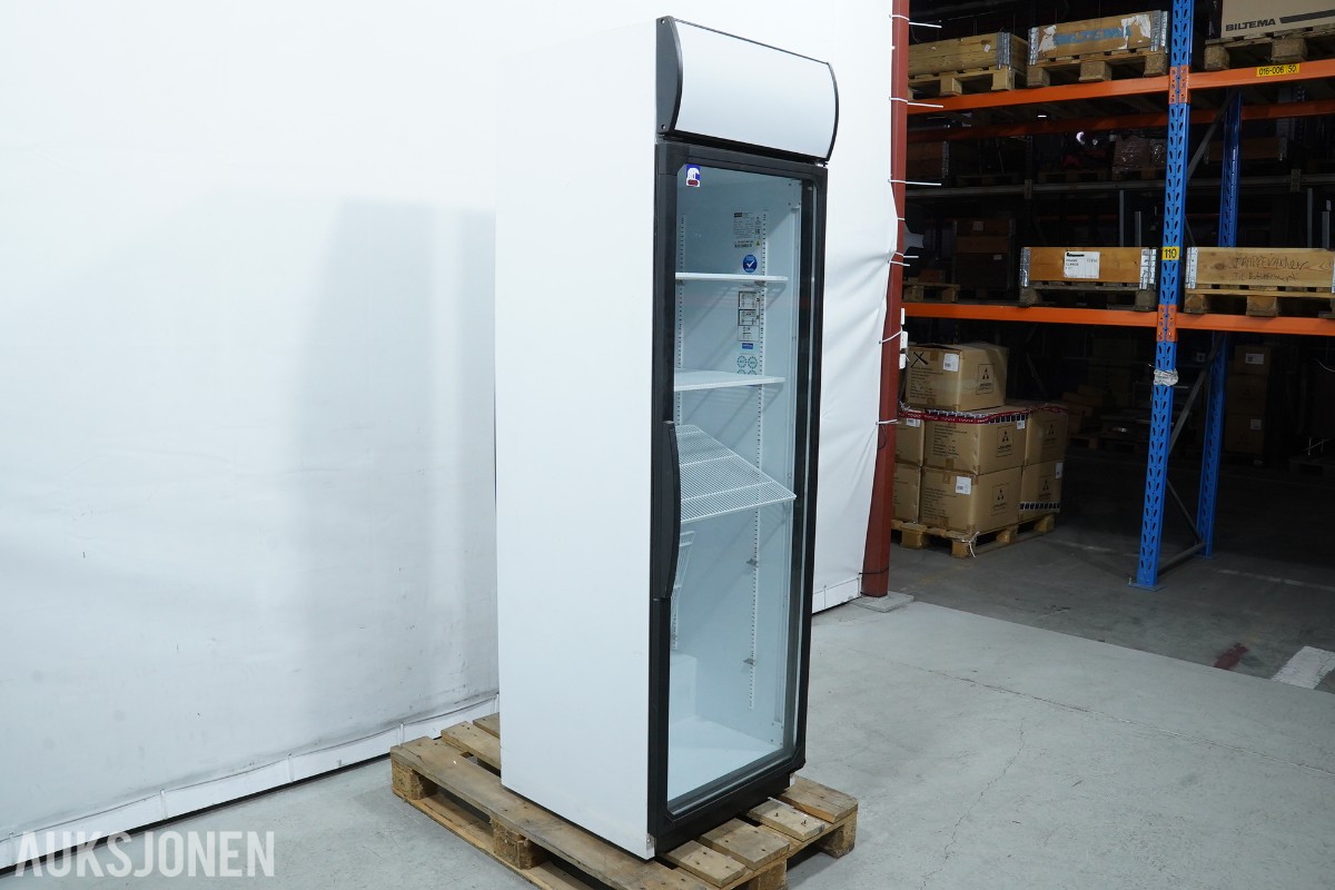 Frigoglass S76 HC kjøleskap / kjølemonter med glassdør – 378 liter