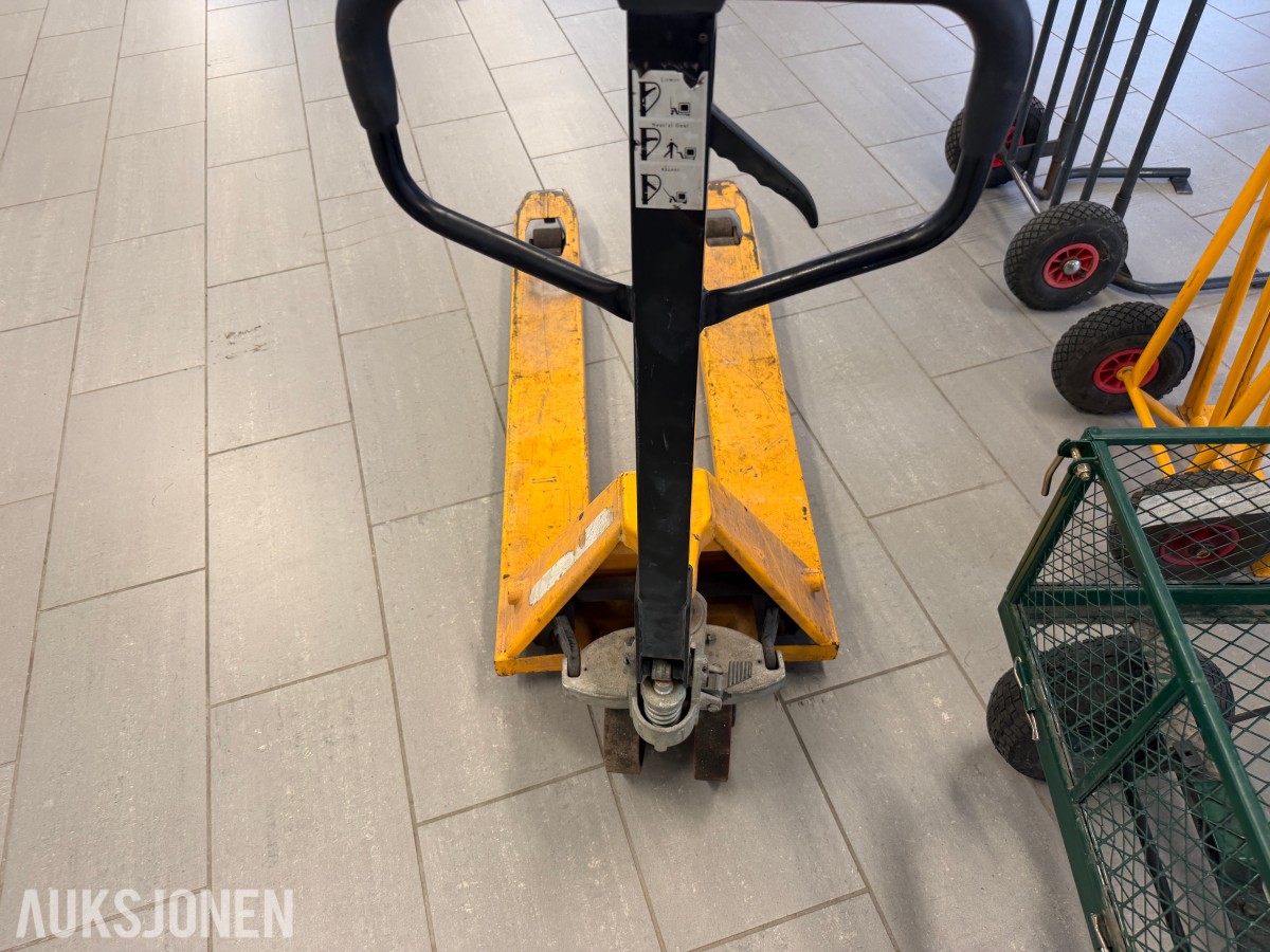 Jekketralle / dekktralle / sekketralle / hjultralle Selges samlet