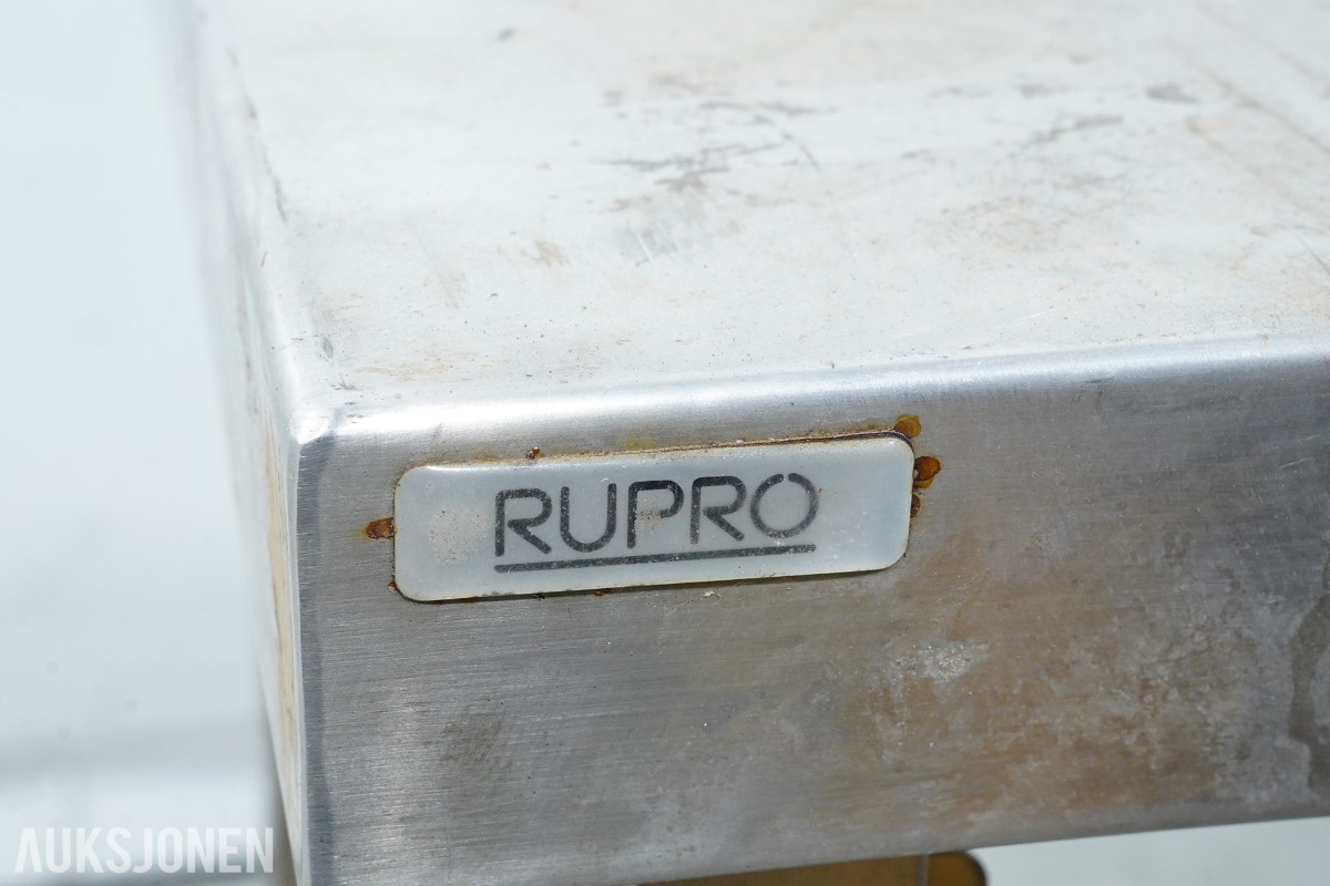 RUPRO arbeidsbenk i rustfritt stål med geiderstativ - 209 cm