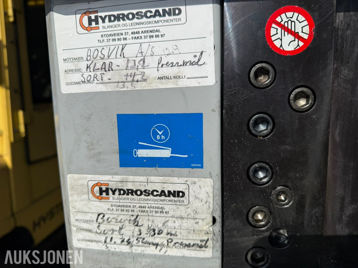 2004 Finn-Power FP120IS slangepresse – 2800 kN – Mange pressbakker – Reparasjonsobjekt