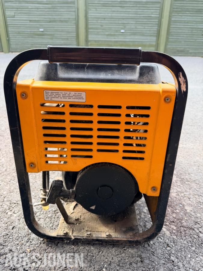 Stiga g2000 generator