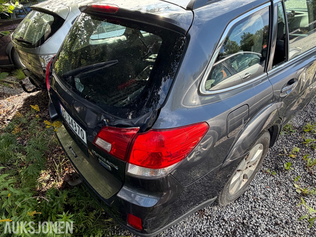 2011 Subaru OUTBACK 2.0-150 D AWD / Hengerfeste / Kun to eiere / Rep.objekt