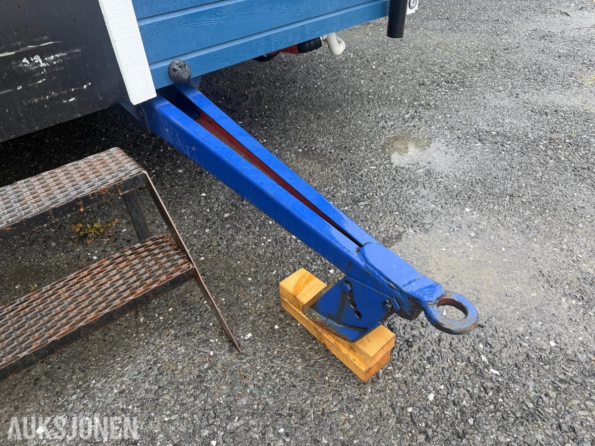 Mobil sanitærvogn med WC, dusj og varmtvann