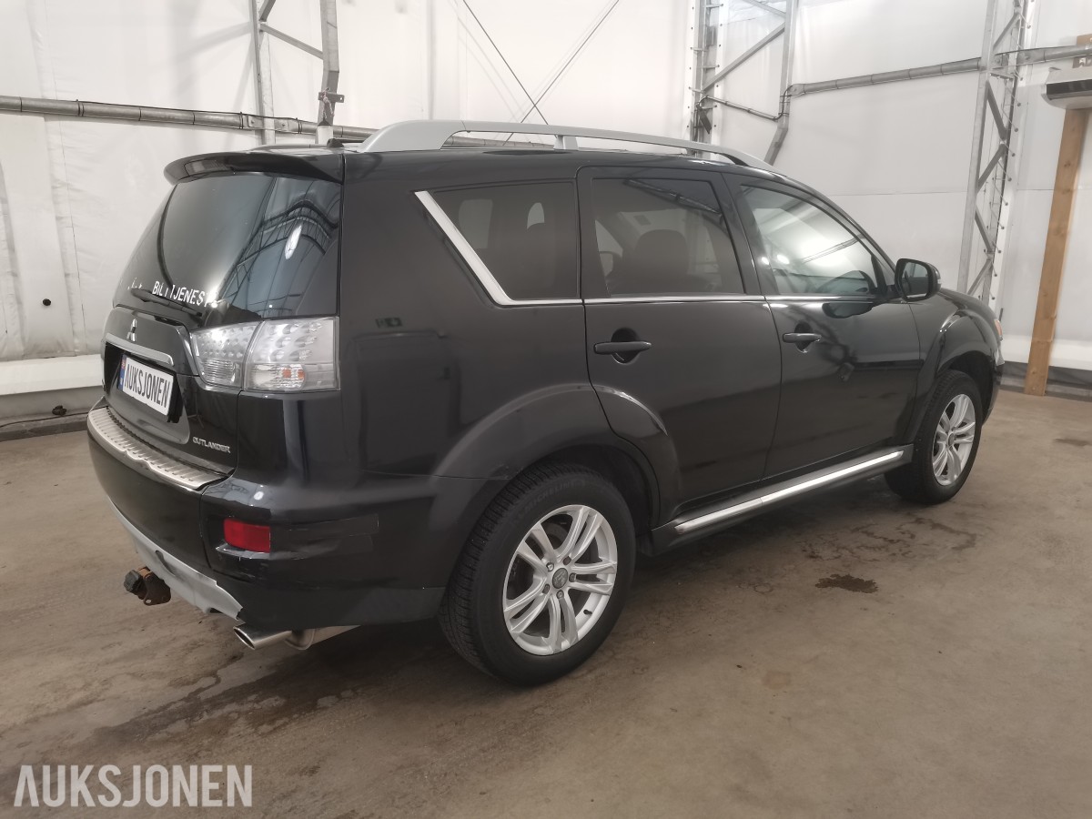 2010 Mitsubishi OUTLANDER *INGEN MINSTEPRIS* 2.0 147HK AUTOMAT CRUISE MULTIRATT